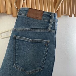 Madewell Stovepipe Curvy Jean - Size 28